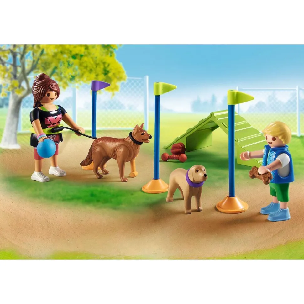 Aire de jeux pour chiens et personnages Playmobil My Life 71745