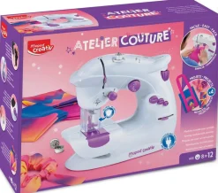 Atelier de couture avec machine à coudre