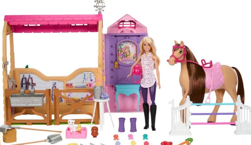 Barbie Ecurie de rêve avec accessoires