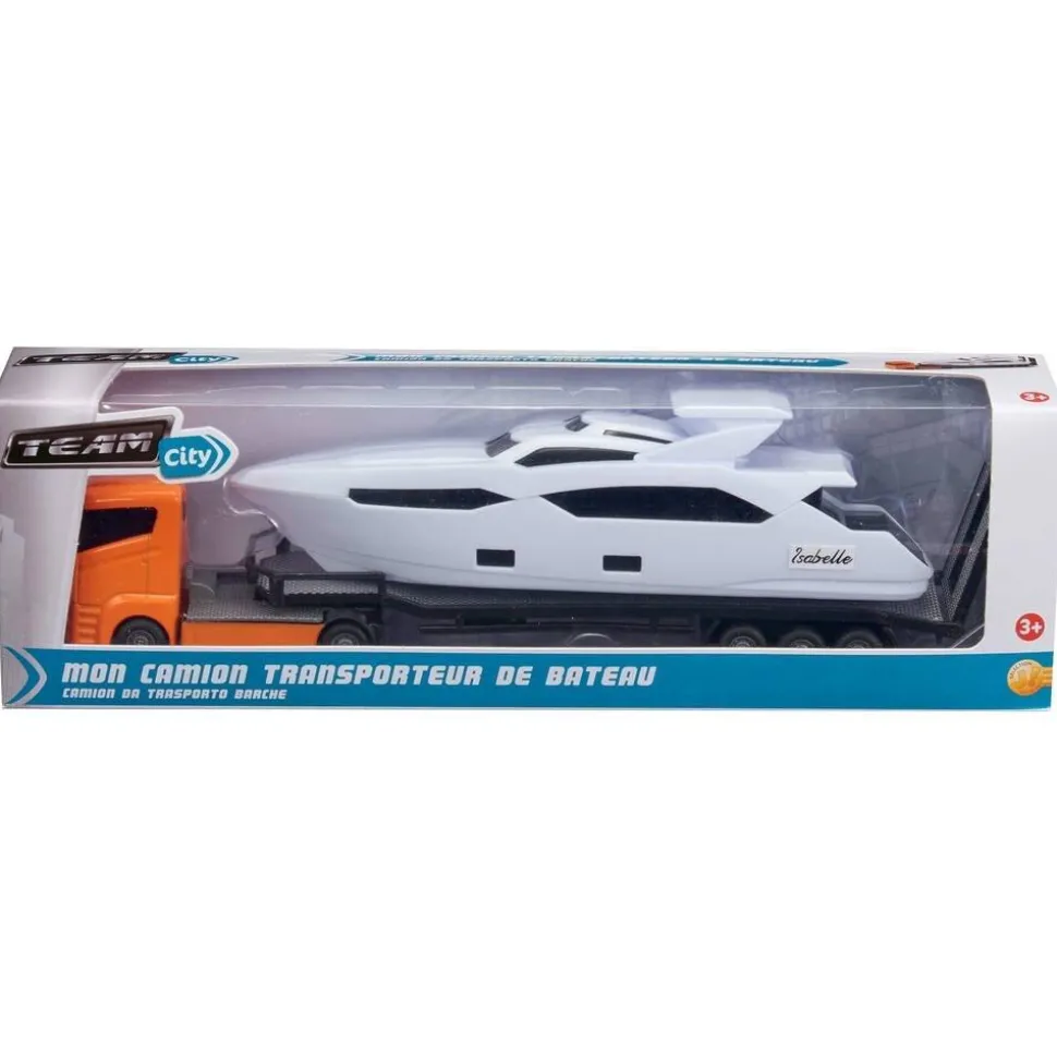 Camion transporteur de bateau
