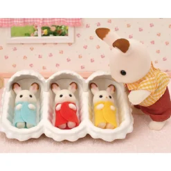 Les triplés lapin chocolat et accessoires puériculture - Sylvanian Families 5532