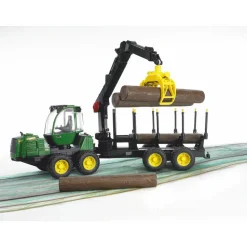 Porteur forestier John Deere 1210