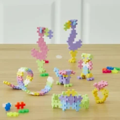 Valisette de jeu en métal 600 pièces PLUS PLUS